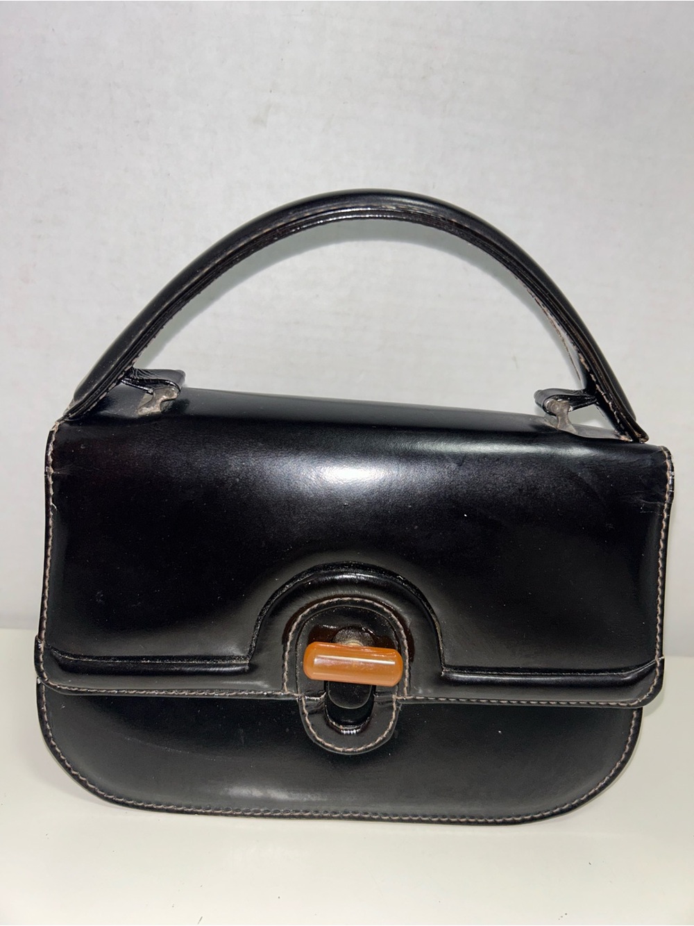 Vintage Tano made in Italy Brown Leather Turn Lock Handbag